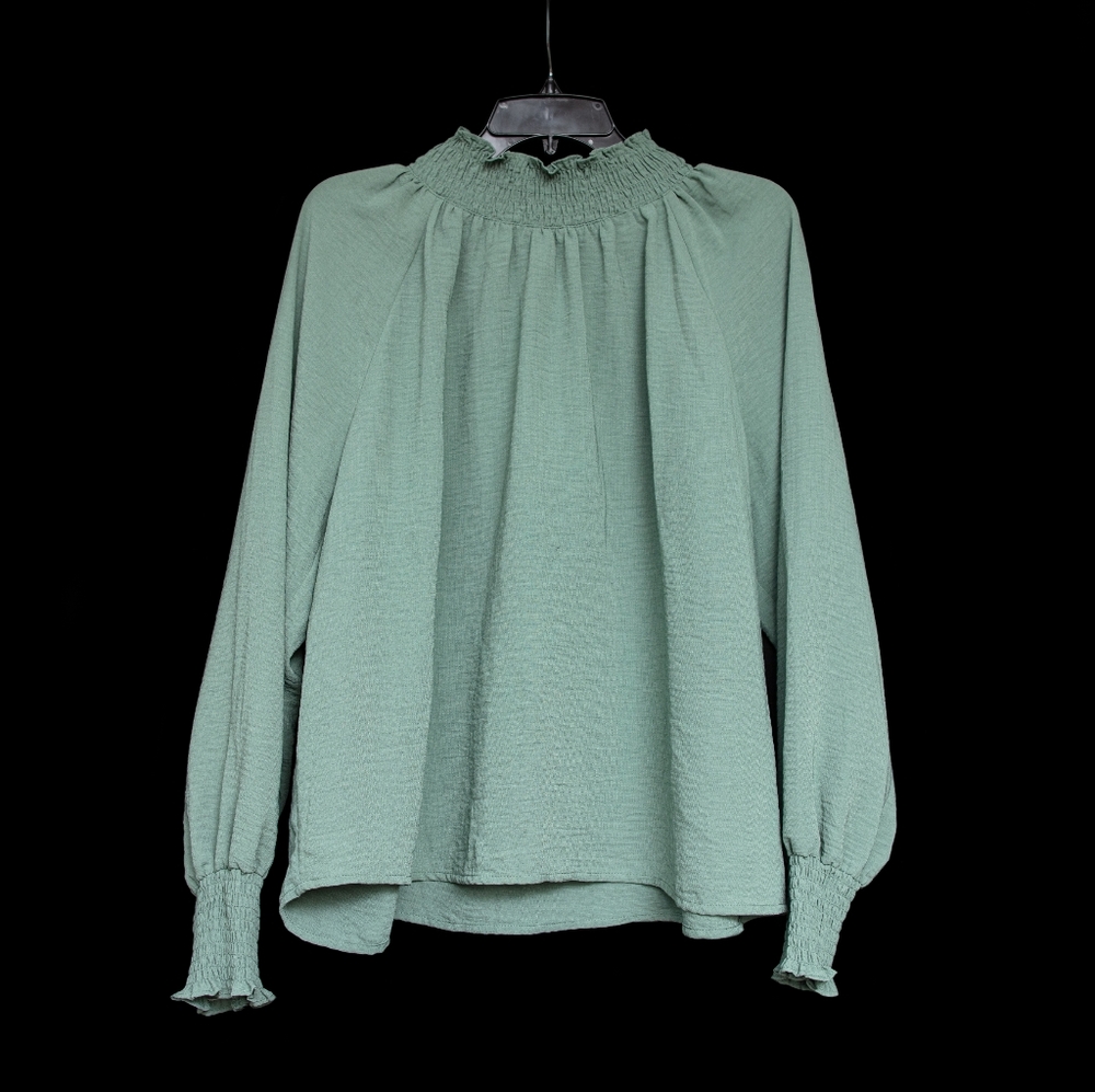 Nine West Green smocked neck long sleeve top XL